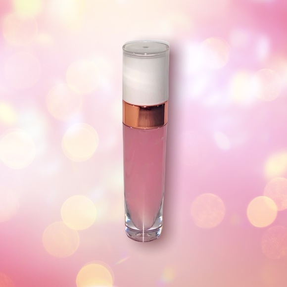 Light pink hydrating lip gloss - Picture 2 of 4